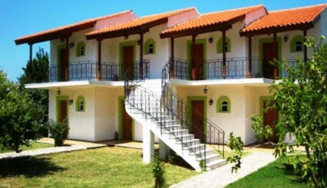 Terra Mare Hotel Agios Dimitrios  エクステリア 写真
